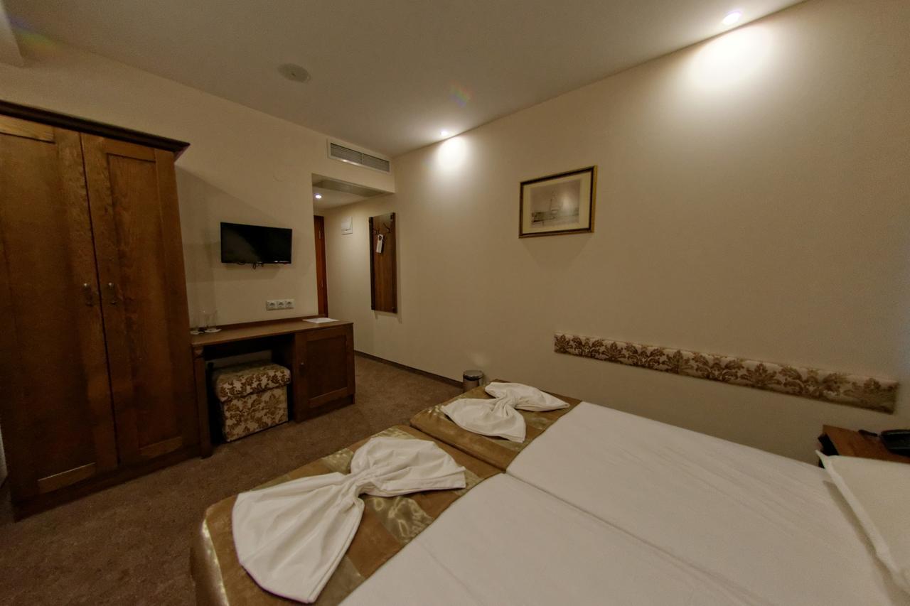 Hotel Aristokrat Obzor Exterior foto